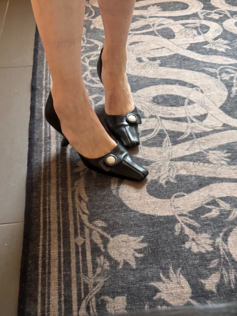 Vintage Miu Miu Black Leather Square Toe Kitten Heels Size 36 - Picture 10 of 13